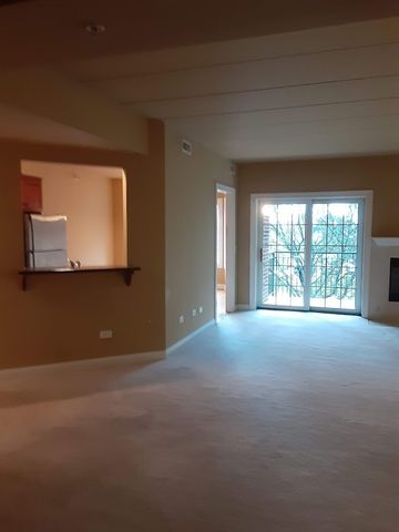 6675 S Cass Avenue 2A, Westmont, IL 60559