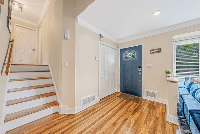 17 Marlowe Place, Greenlawn, NY 11740