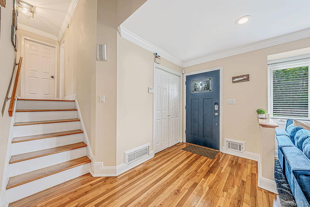 17 Marlowe Place, Greenlawn, NY 11740 — photo 4