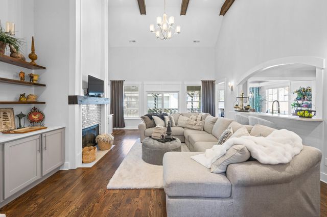 2329 Weeping Willow Drive, Ooltewah, TN 37363