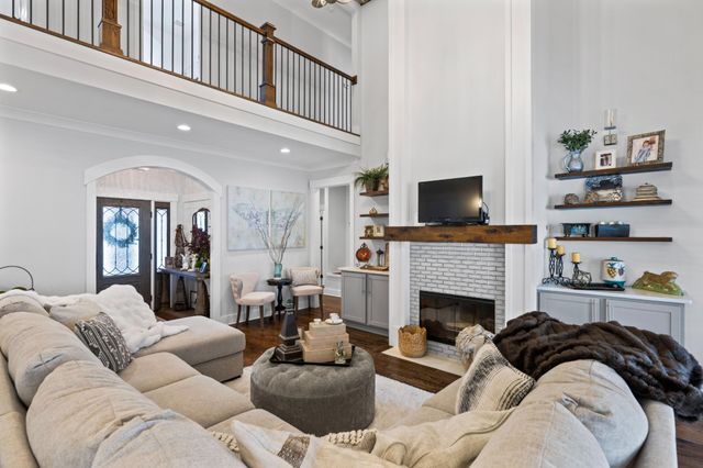 2329 Weeping Willow Drive, Ooltewah, TN 37363