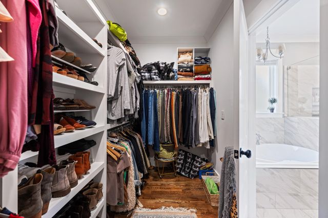 2329 Weeping Willow Drive, Ooltewah, TN 37363