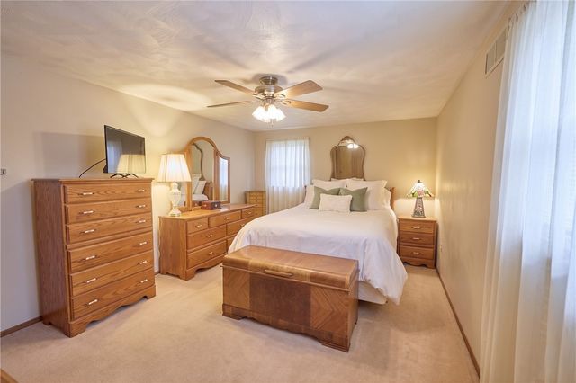151 Stone Quarry Rd, Hopewell Twp, PA 15001