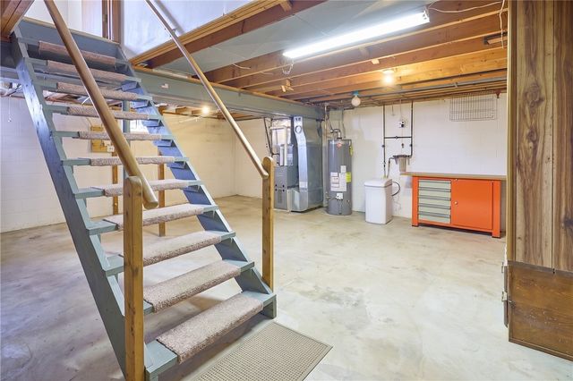 151 Stone Quarry Rd, Hopewell Twp, PA 15001