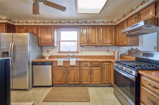 151 Stone Quarry Rd, Hopewell Twp, PA 15001