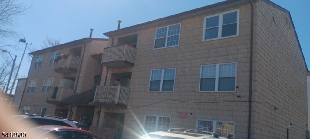 Image 2 of property listing at 58 S 2Nd St, Elizabeth City, NJ 07206