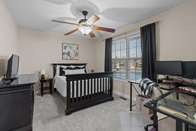 5678 S Fairview Avenue, Springfield, MO 65810