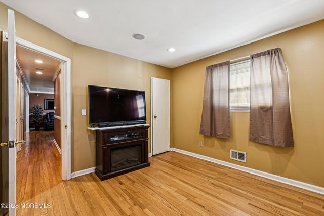 6 Patricia Drive, Neptune Township, NJ 07753