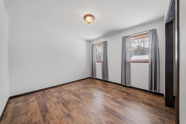 3019 Deerfield Drive, Eau Claire, WI 54703