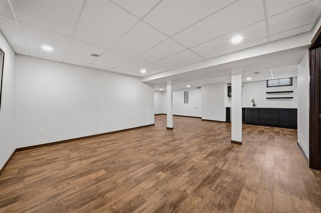 3019 Deerfield Drive, Eau Claire, WI 54703