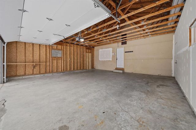 3019 Deerfield Drive, Eau Claire, WI 54703