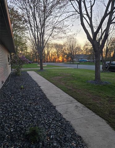 3019 Deerfield Drive, Eau Claire, WI 54703