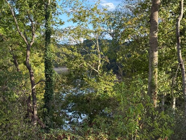 921 Boat Dock Road, Somerset, KY 42501