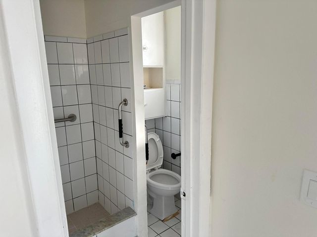 611 El Vedado A, West Palm Beach, FL 33405