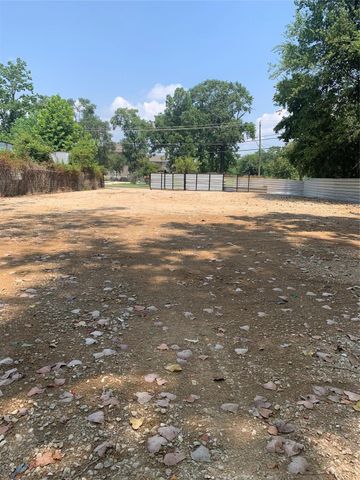 8550 Ley Road, Houston, TX 77028