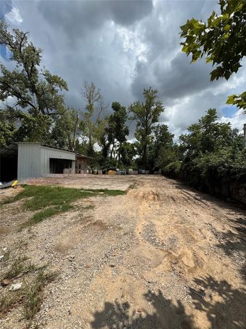 8550 Ley Road, Houston, TX 77028