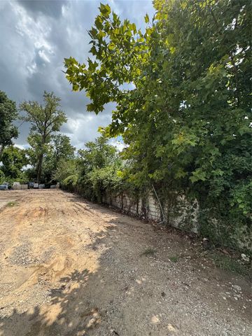 8550 Ley Road, Houston, TX 77028