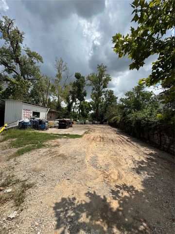 8550 Ley Road, Houston, TX 77028