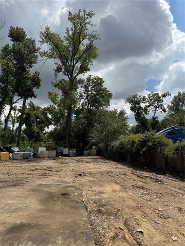 8550 Ley Road, Houston, TX 77028