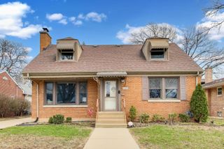 9309 S Lawndale Avenue, Evergreen Park, IL 60805