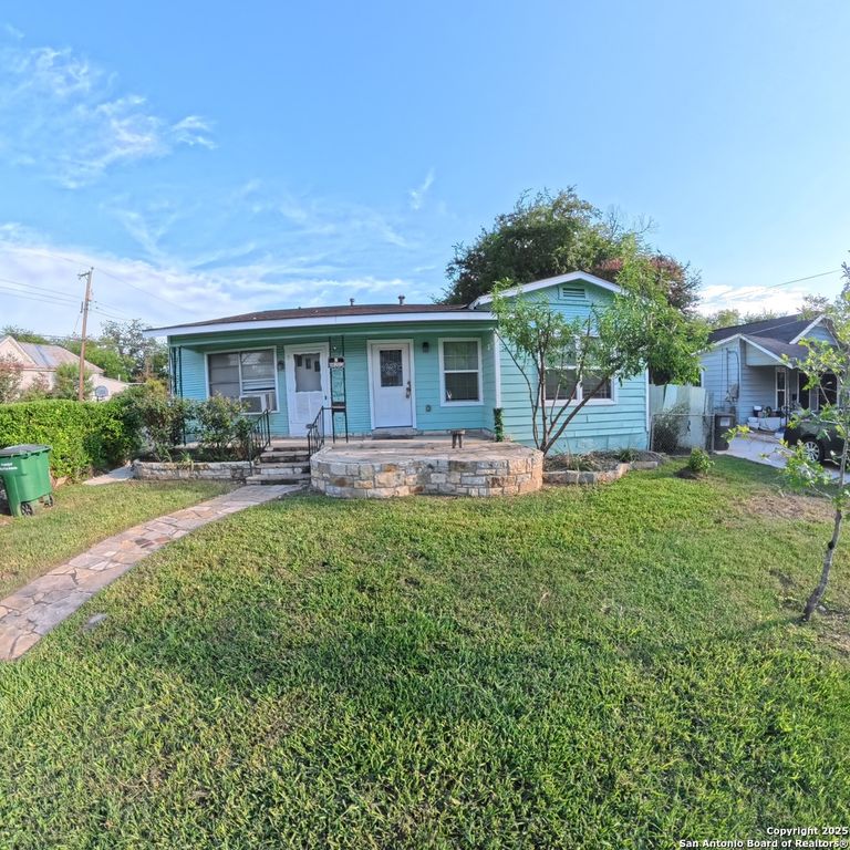 3402 W Travis, San Antonio, TX 78207