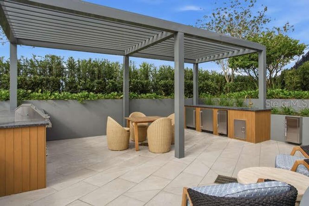 Image 24 of property listing at 3015 S YSABELLA AVENUE 901, Tampa, FL 33629