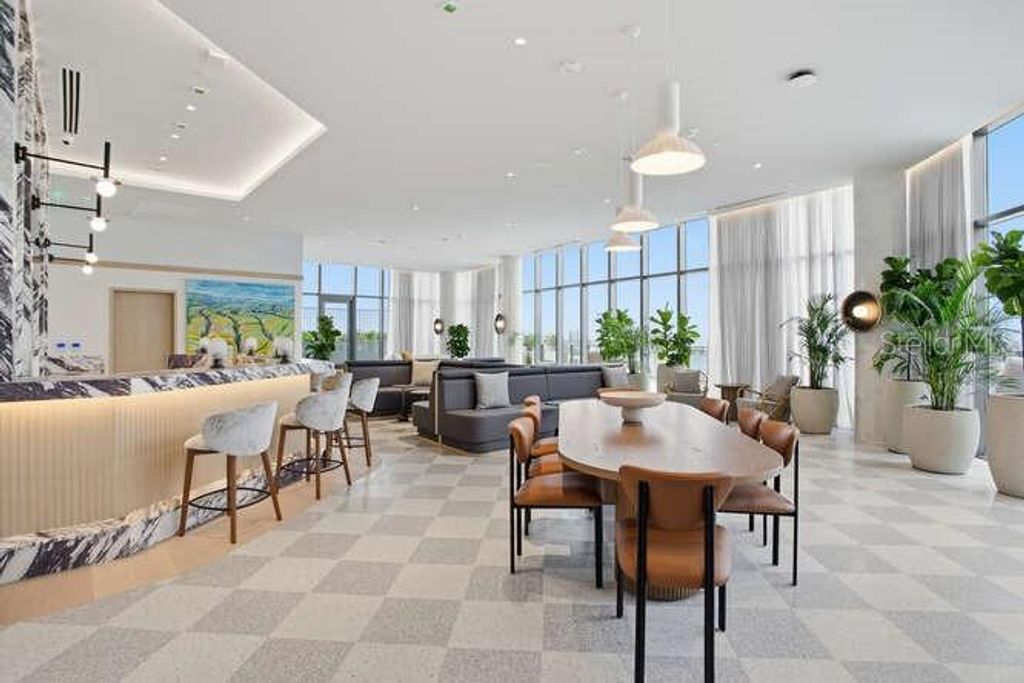 Image 28 of property listing at 3015 S YSABELLA AVENUE 901, Tampa, FL 33629