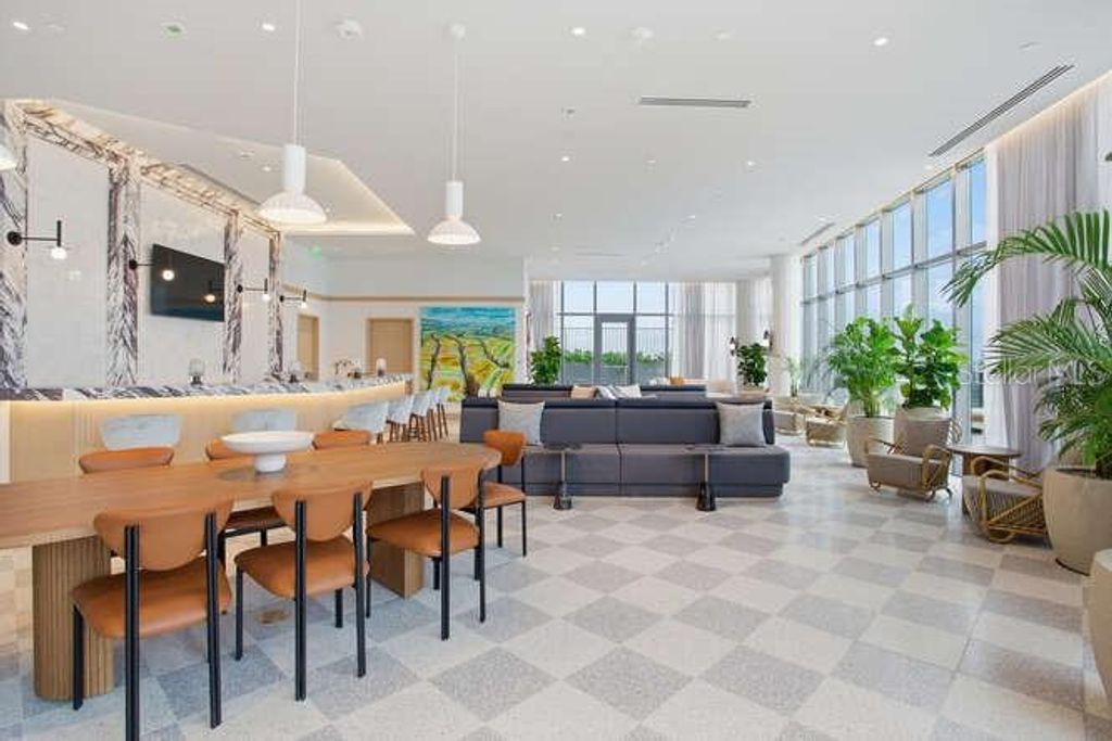 Image 29 of property listing at 3015 S YSABELLA AVENUE 901, Tampa, FL 33629