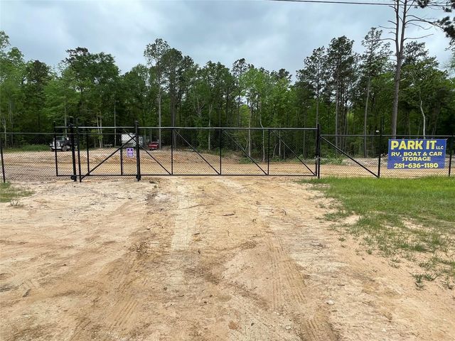 8989 Us Highway 190 W, Livingston, TX 77351