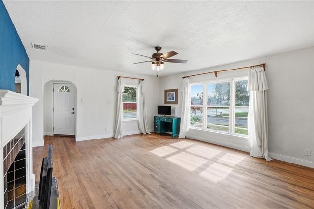 302 Camellia Dr, Corpus Christi, TX 78404