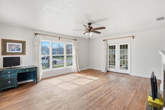 302 Camellia Dr, Corpus Christi, TX 78404