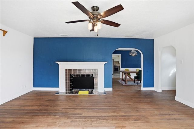 302 Camellia Dr, Corpus Christi, TX 78404