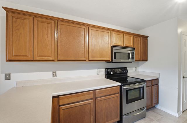 1208 Jason Cir, Ashland City, TN 37015