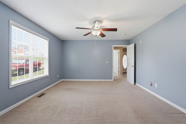 1208 Jason Cir, Ashland City, TN 37015