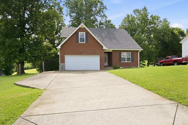 1208 Jason Cir, Ashland City, TN 37015