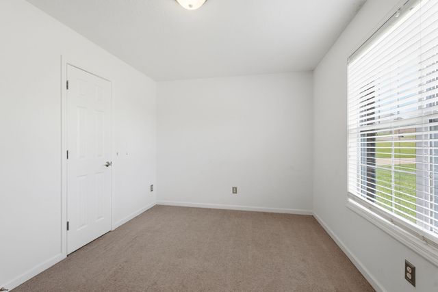 1208 Jason Cir, Ashland City, TN 37015