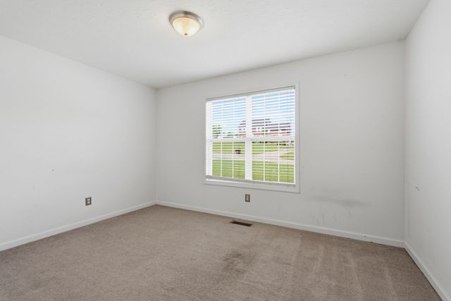 1208 Jason Cir, Ashland City, TN 37015