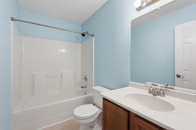 1208 Jason Cir, Ashland City, TN 37015
