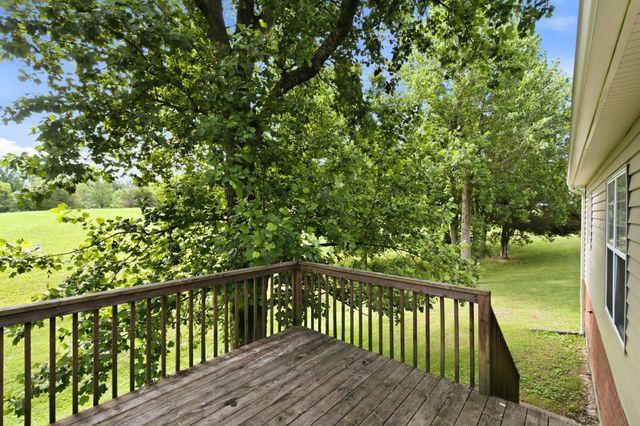 1208 Jason Cir, Ashland City, TN 37015