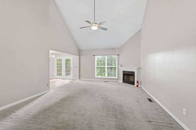 1208 Jason Cir, Ashland City, TN 37015