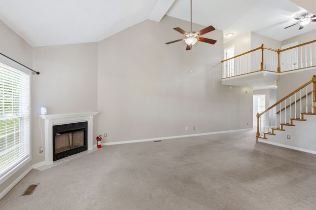 1208 Jason Cir, Ashland City, TN 37015