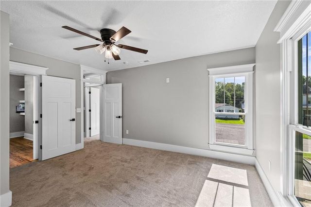 611 Main Street, Clinton, MO 64735