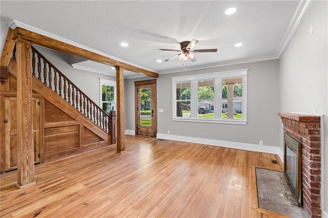 611 Main Street, Clinton, MO 64735