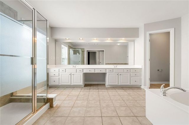 28 Crystal Way, Suwanee, GA 30024