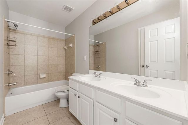 28 Crystal Way, Suwanee, GA 30024