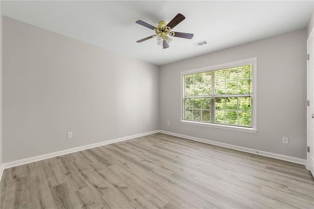28 Crystal Way, Suwanee, GA 30024