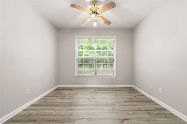 28 Crystal Way, Suwanee, GA 30024