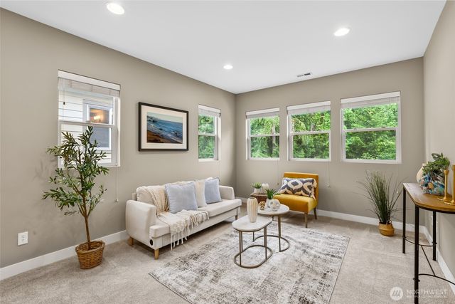 1601 NE Falls Drive, Issaquah, WA 98029