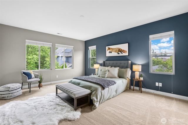 1601 NE Falls Drive, Issaquah, WA 98029