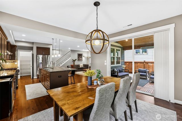 1601 NE Falls Drive, Issaquah, WA 98029